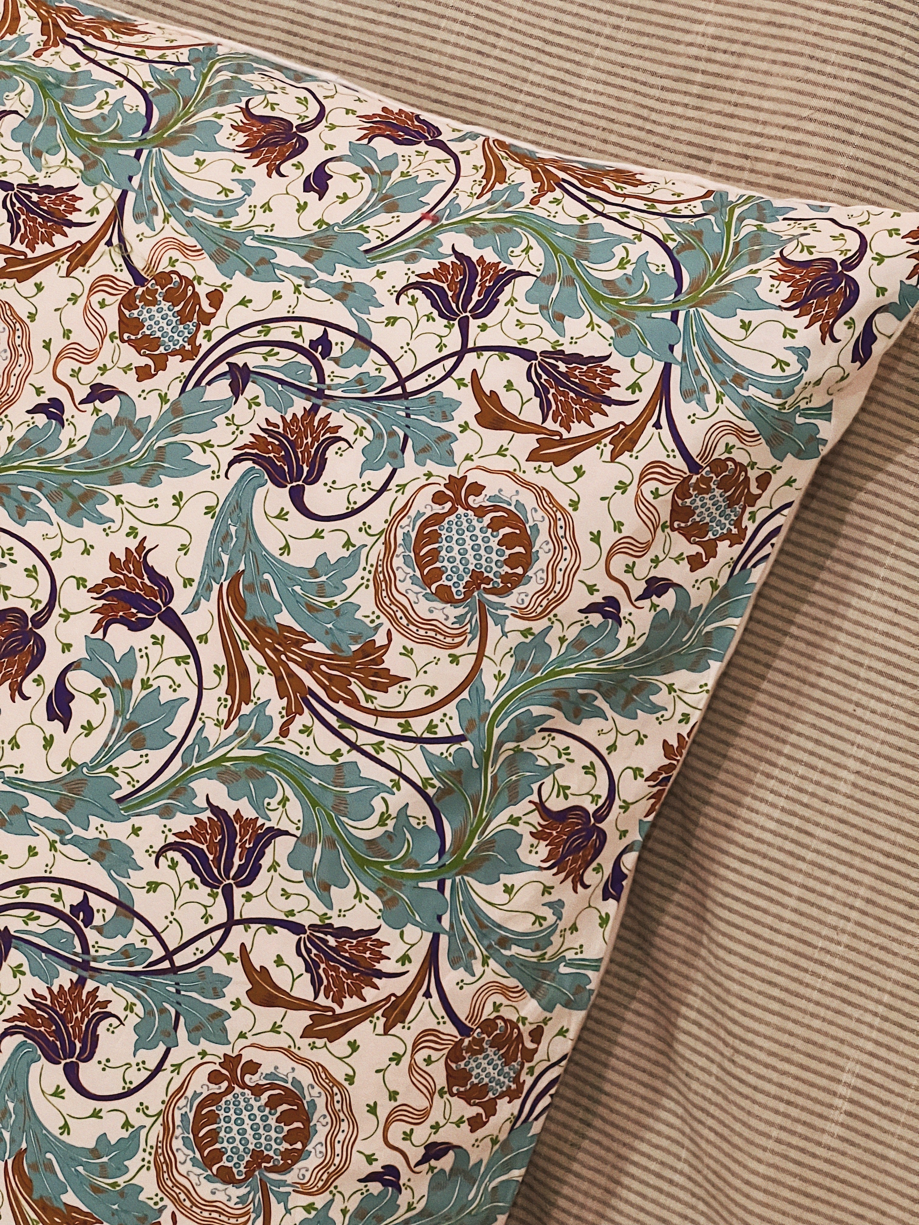 Printed pillow - Pair